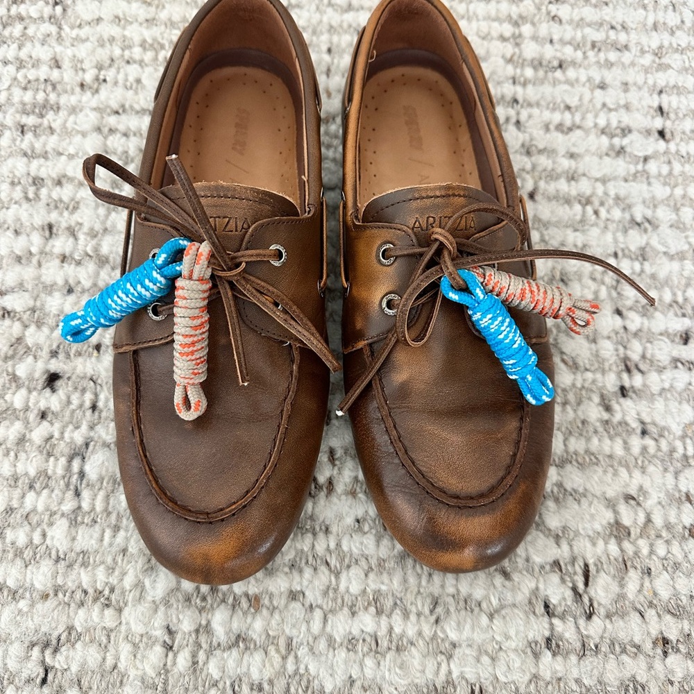 Aritzia and Sperry Women's Brown Loafers with Blue and Orange Accents